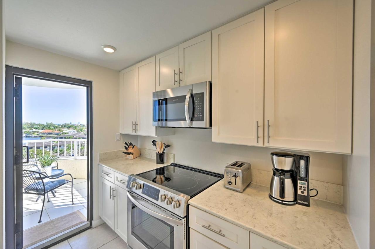 Resort Condo With Balcony And Stunning Ocean Views! Marco Island Bagian luar foto
